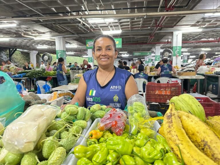 Feira da ADS tem edição extra na orla de São Raimundo nesta quarta-feira