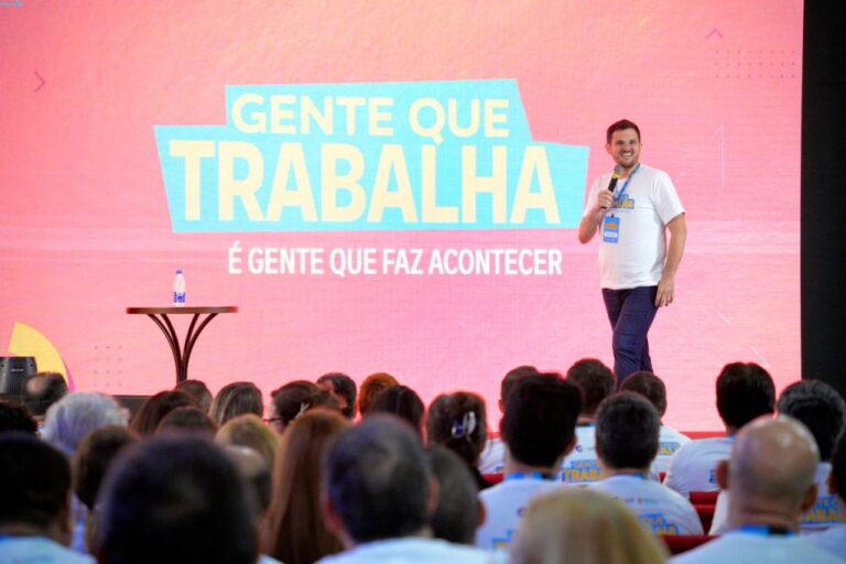 Prefeito Renato Junior reforça compromisso da gestão com o serviço público e garante apoio às 58 famílias afetadas por incêndio no São Jorge