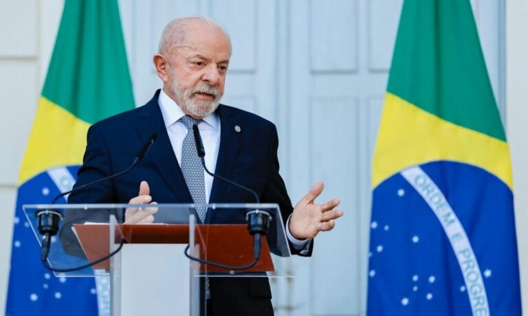 “Não se meta nas eleições no Brasil”, diz Lula a Trump